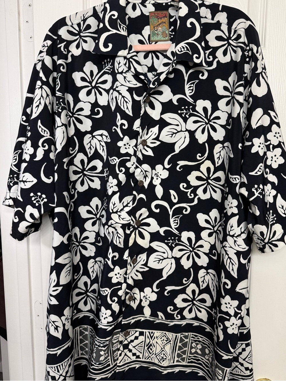 Pineapple Connection Men’s Black & White Hawaiian Shirt Sz 2XT (0209)